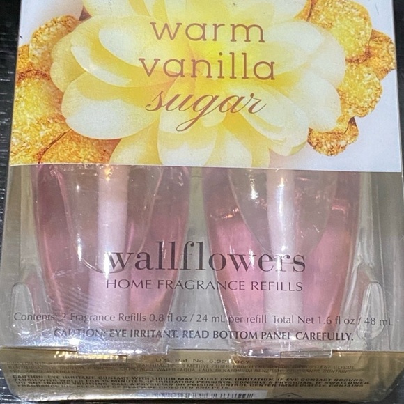 Bath & Body Works Signature Collection Warm Vanilla Sugar Wallflower Refills - Picture 1 of 5